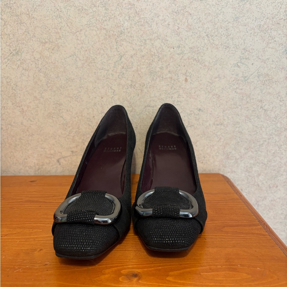 Stuart Weitzman The Tube black goose bump textured pumps Size 7.5